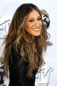 Absolutely lovin' Sarah Jessica Parker  rockin' the Balayage Ombre look!